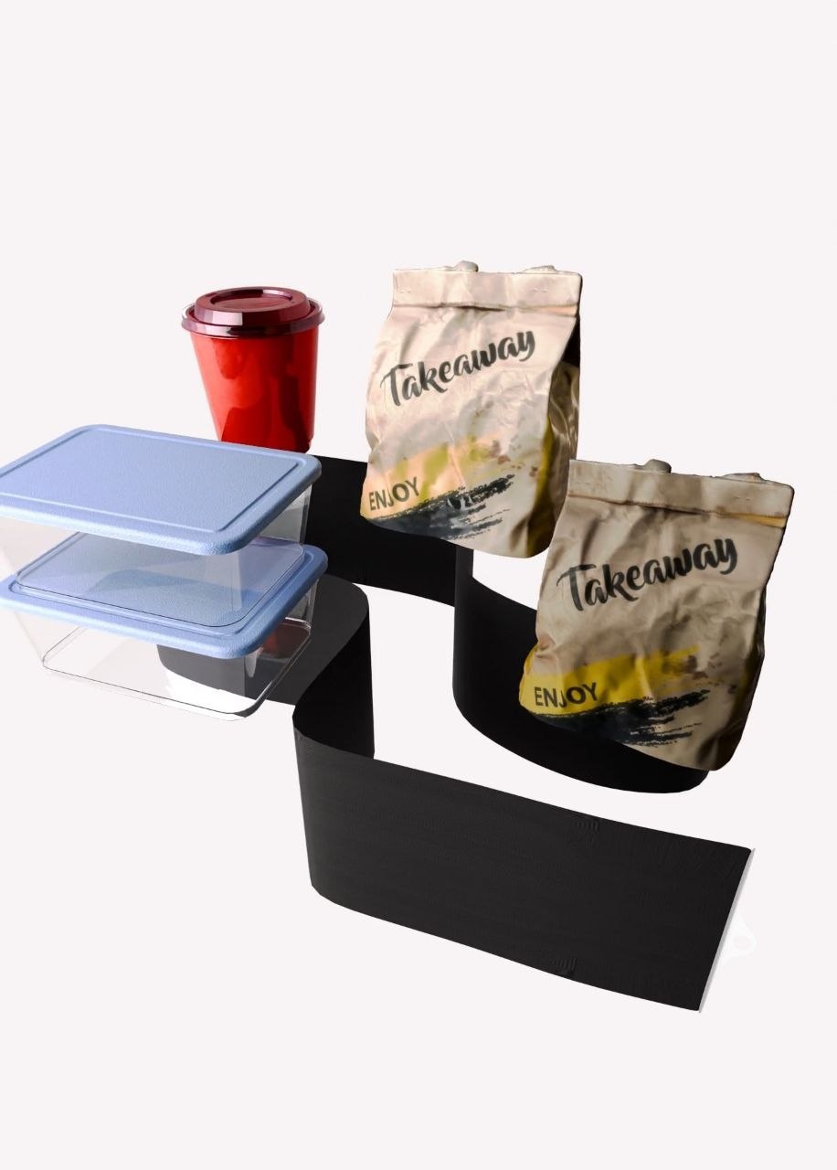 Packaging and accessories: cups, containers and takeaway bags the system is built around